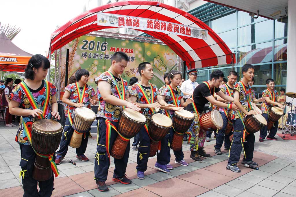 正新瑪吉斯公益系列 健康活力來捐血